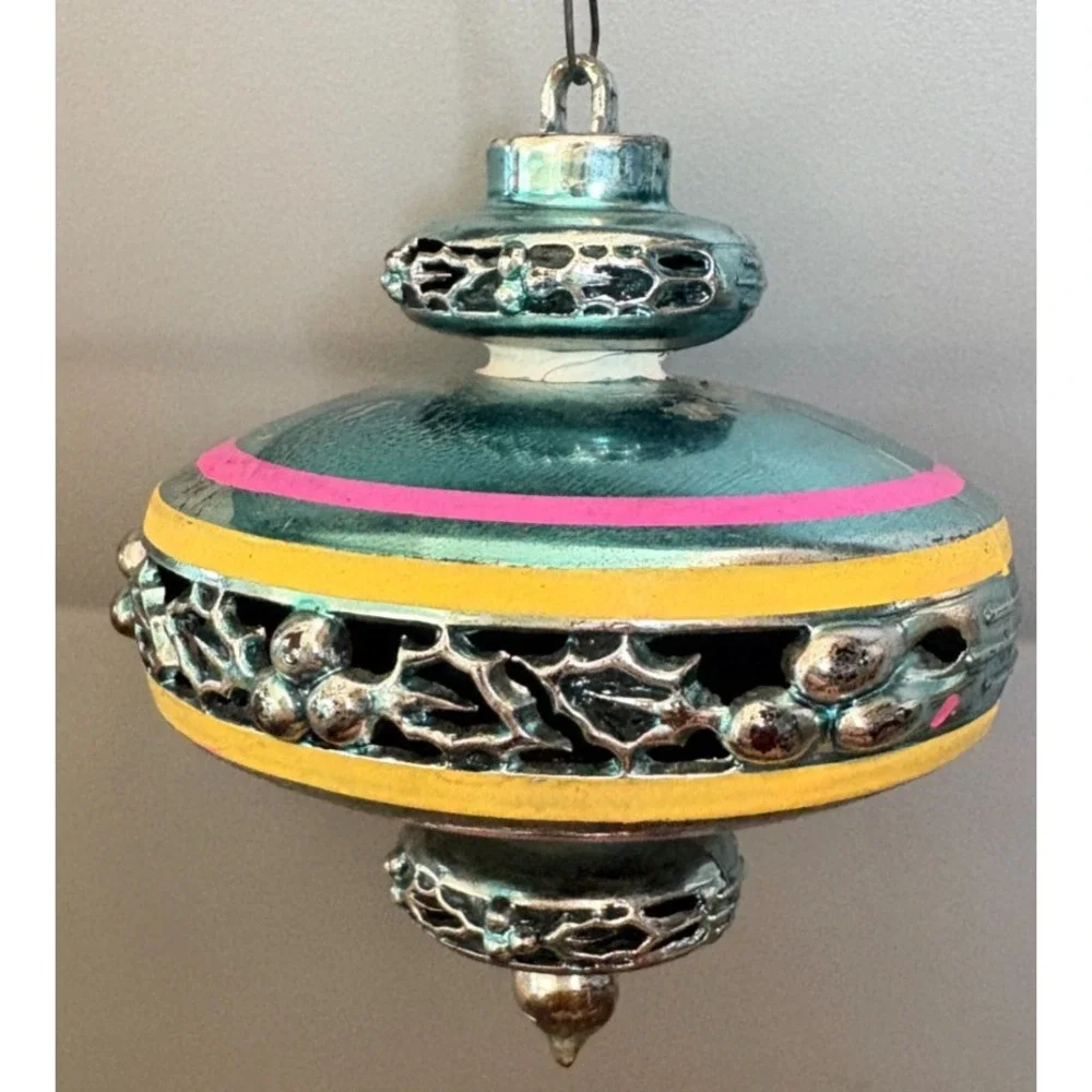 Flying Saucer UFO Satelite Atomic Plastic Christmas Ornament Bradford